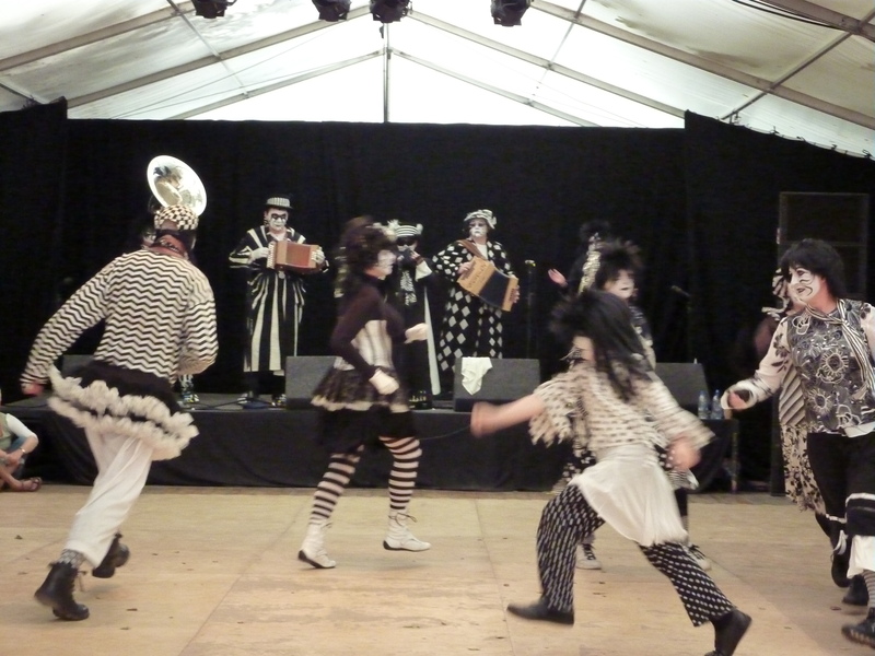 <p>Sidmouth 2010 - Dance display at Blackmore Gardens marquee</p>
